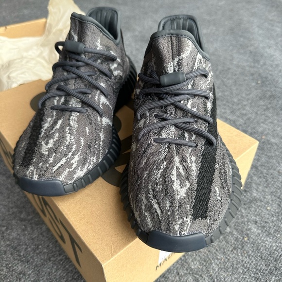 Adidas Yeezy 350 MX Dark Salt 9.5 new never worn in original box with tags - Picture 12 of 12